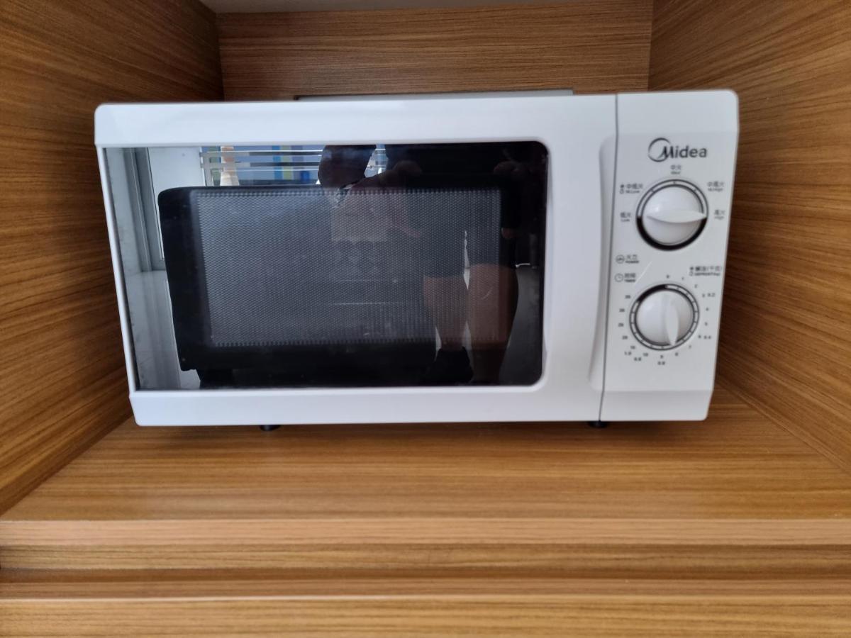 Chequers Suites Subic Bay Олонгапо Екстериор снимка