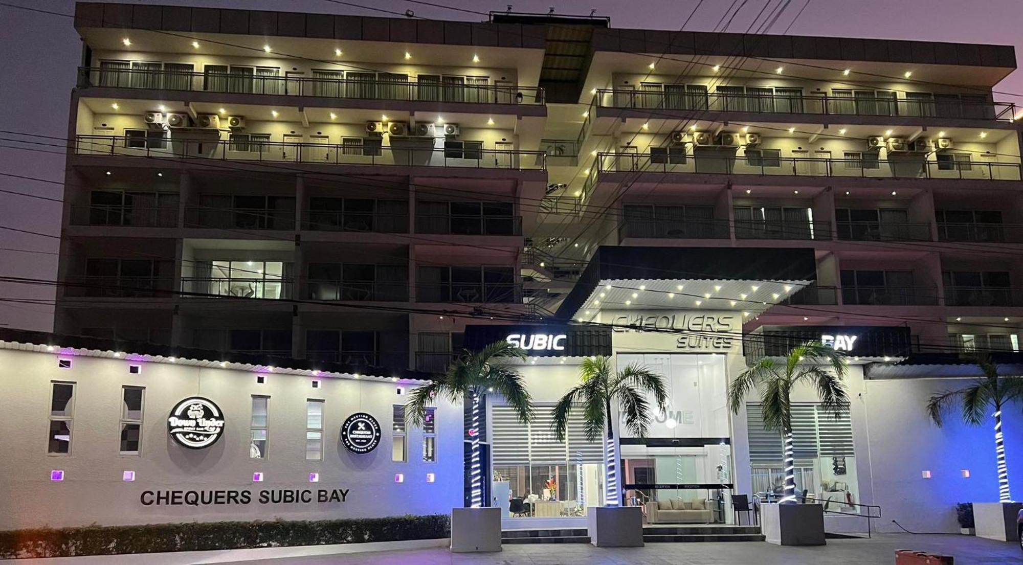 Chequers Suites Subic Bay Олонгапо Екстериор снимка