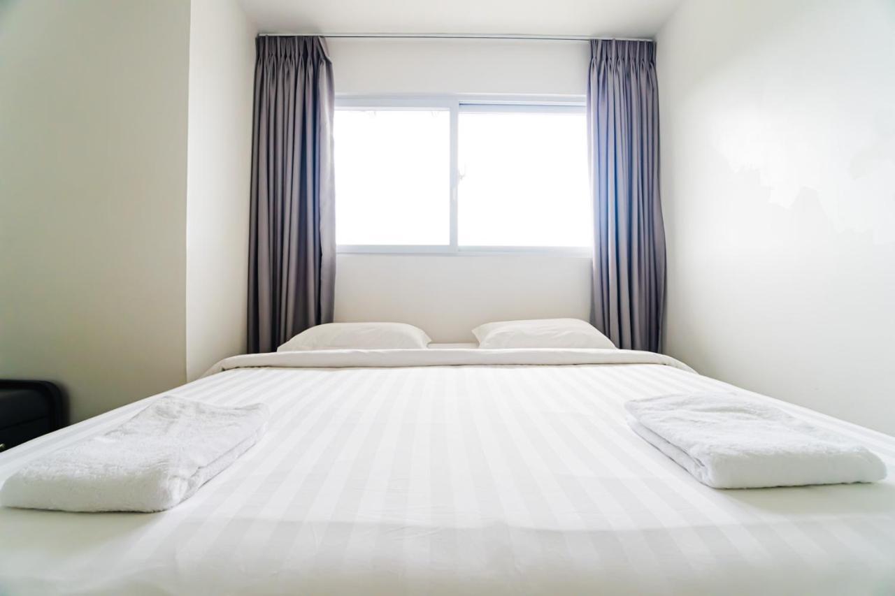 Chequers Suites Subic Bay Олонгапо Екстериор снимка