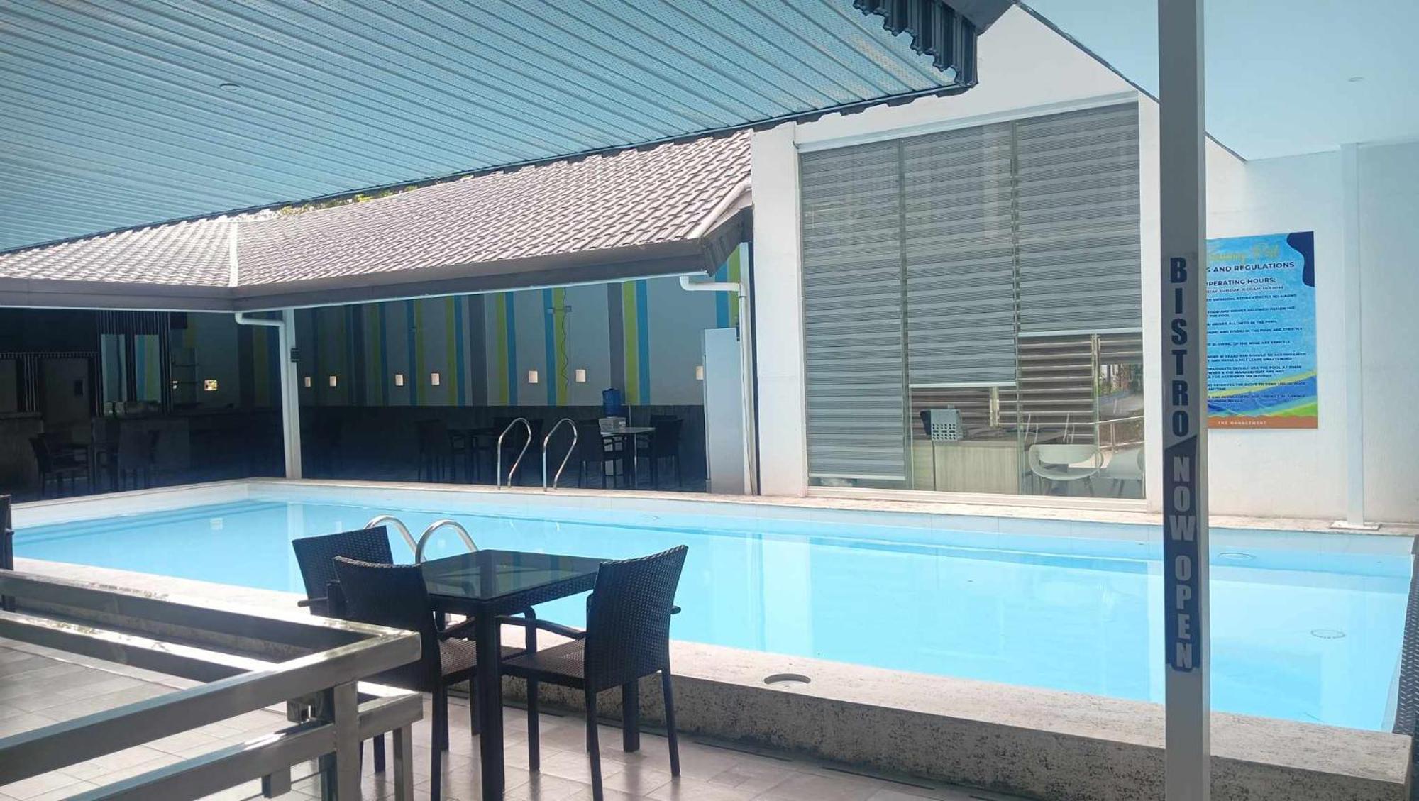 Chequers Suites Subic Bay Олонгапо Екстериор снимка