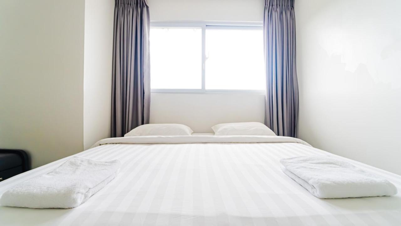 Chequers Suites Subic Bay Олонгапо Екстериор снимка
