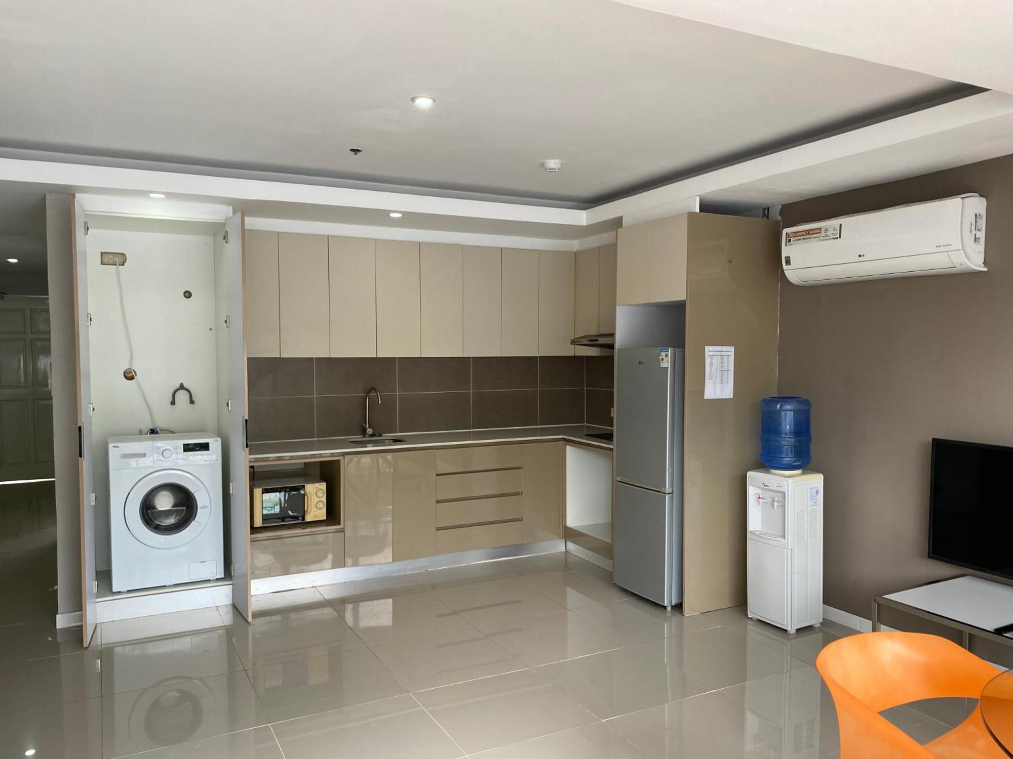 Chequers Suites Subic Bay Олонгапо Екстериор снимка