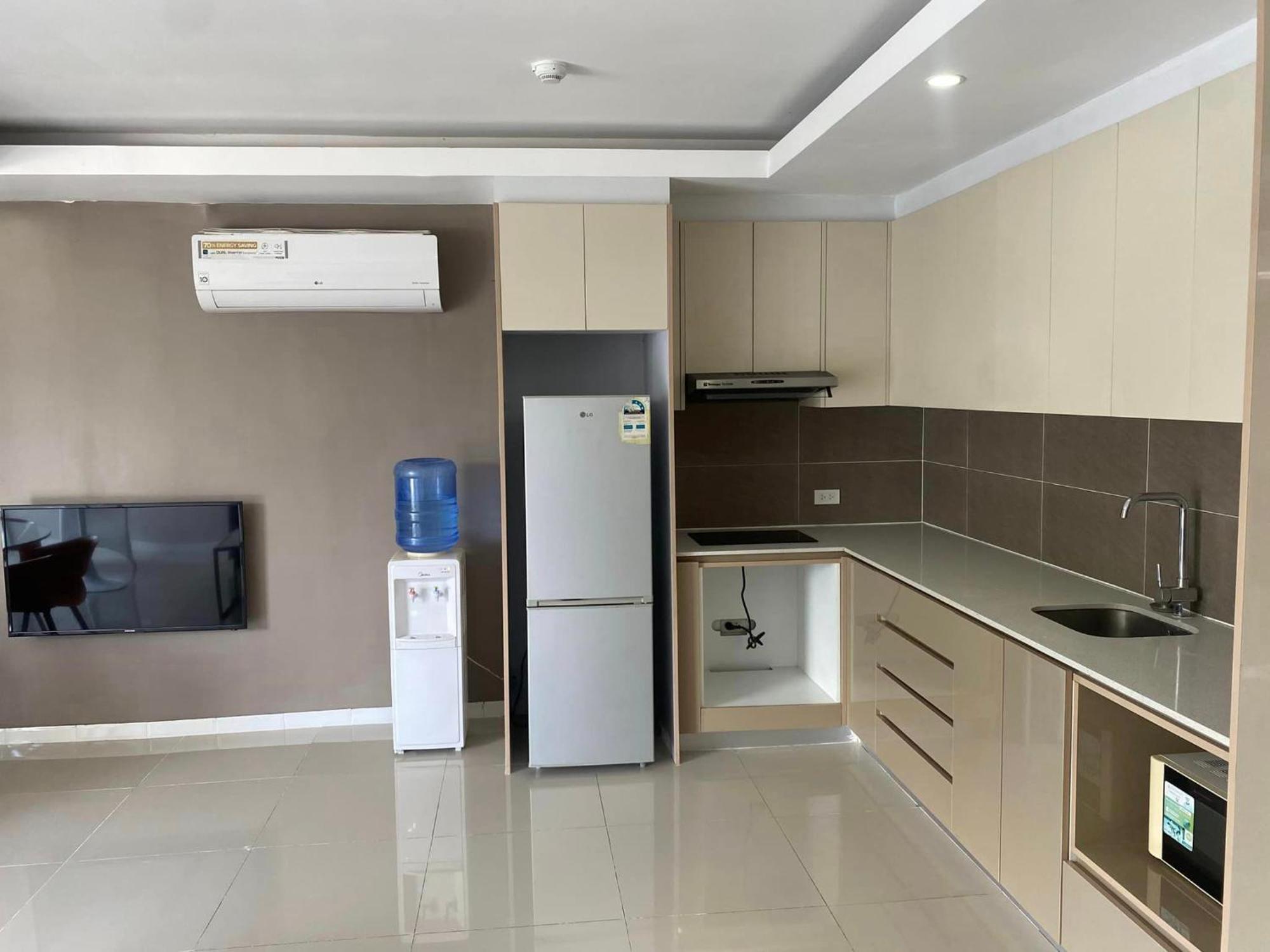 Chequers Suites Subic Bay Олонгапо Екстериор снимка